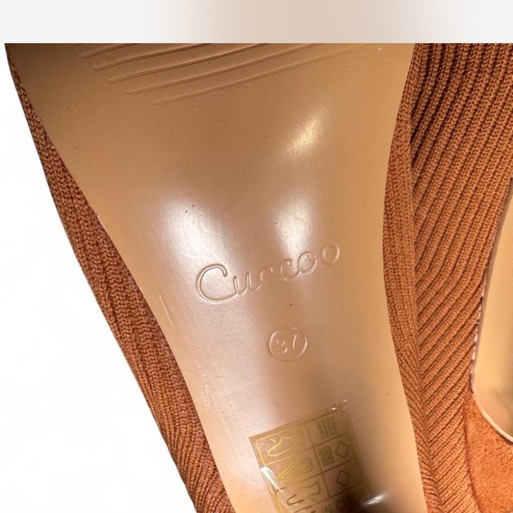 Chic Tan Heeled Boots for Women - Picture 6 of 7